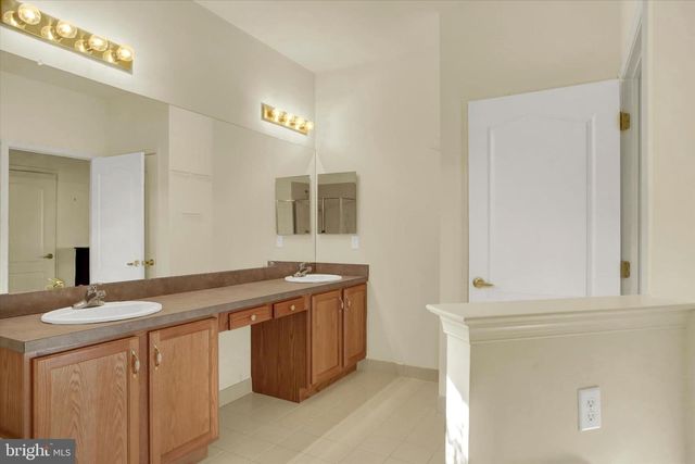 1808 KURTZ ML ML, Lancaster, PA 17601