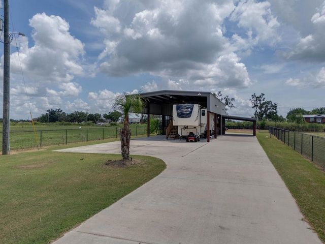 1721 Dr. Beatrous Road, Theriot, LA 70397