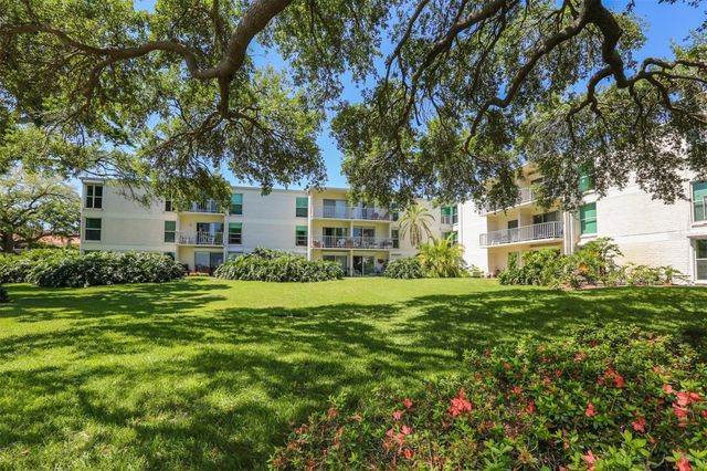 3325 BAYSHORE BOULEVARD E34, Tampa, FL 33629