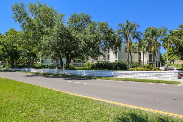 3325 BAYSHORE BOULEVARD E34, Tampa, FL 33629