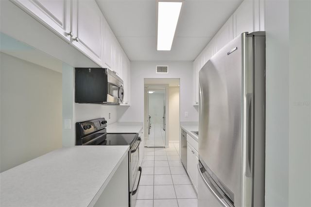 3325 BAYSHORE BOULEVARD E34, Tampa, FL 33629