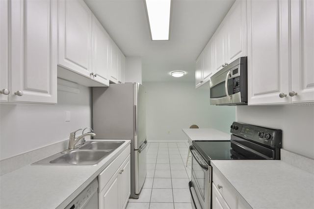 3325 BAYSHORE BOULEVARD E34, Tampa, FL 33629