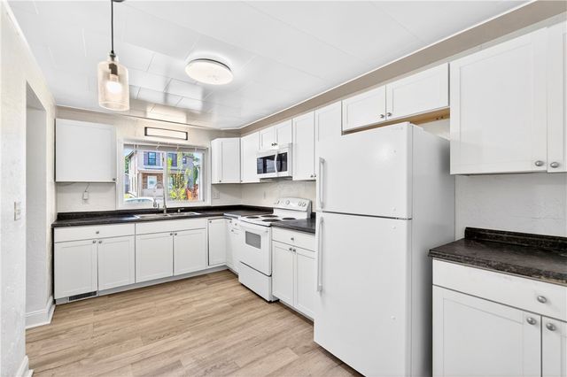 109 Third Avenue, Monongahela, PA 15063