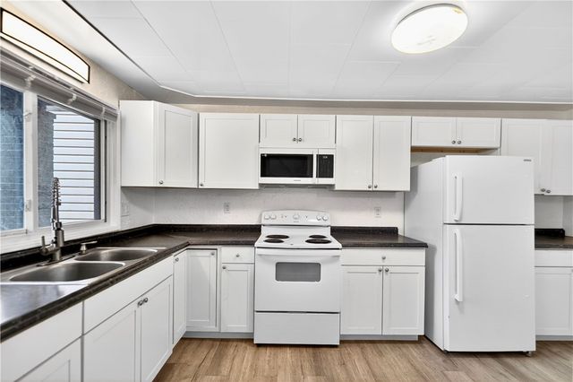 109 Third Avenue, Monongahela, PA 15063