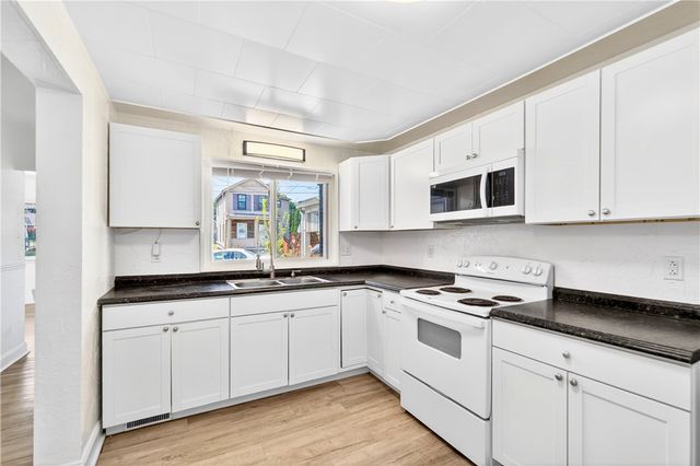 109 Third Avenue, Monongahela, PA 15063