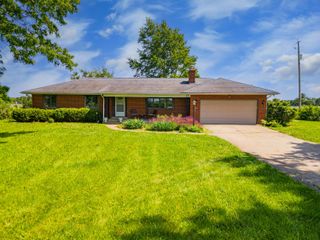 9225 W Broad Street, Galloway, OH 43119