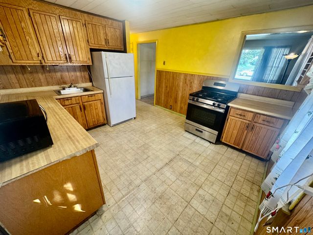 186 Alexander Road, New Britain, CT 06053