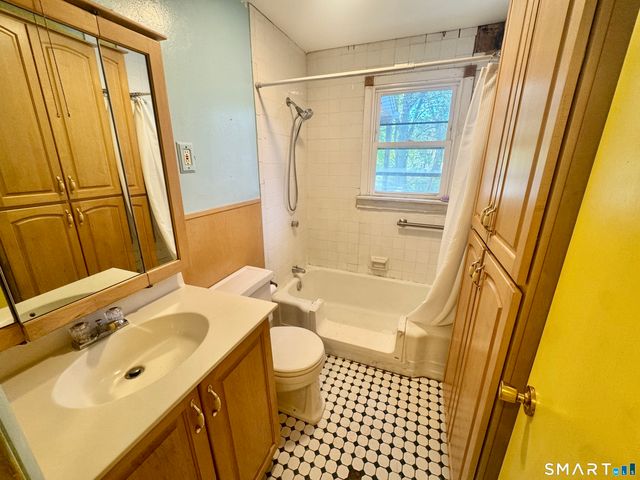 186 Alexander Road, New Britain, CT 06053