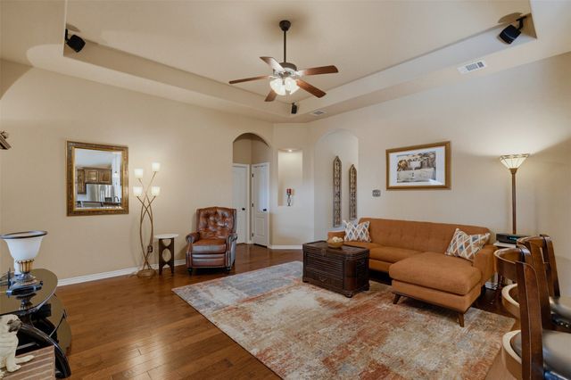 1221 Eagle Lake Drive, Azle, TX 76020