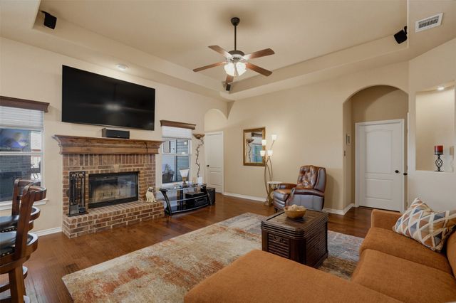 1221 Eagle Lake Drive, Azle, TX 76020