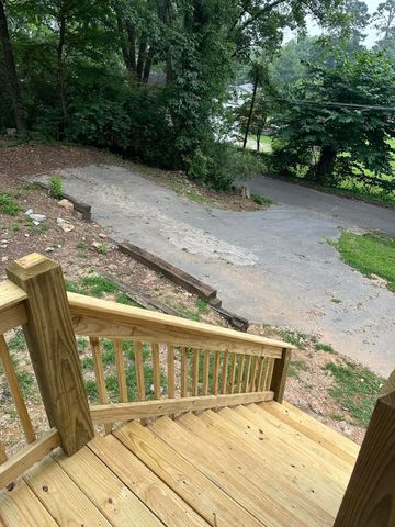 18 Sheridan Rd Road, Chattanooga, TN 37412