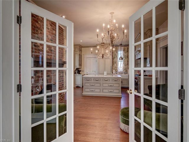 345 S Church ST, Smithfield, VA 23430