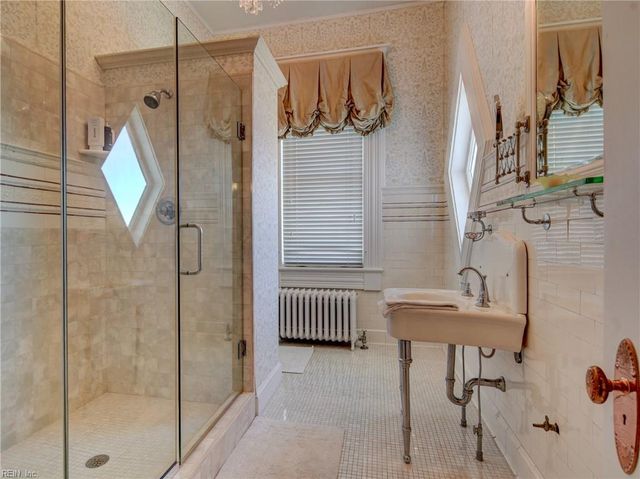 345 S Church ST, Smithfield, VA 23430