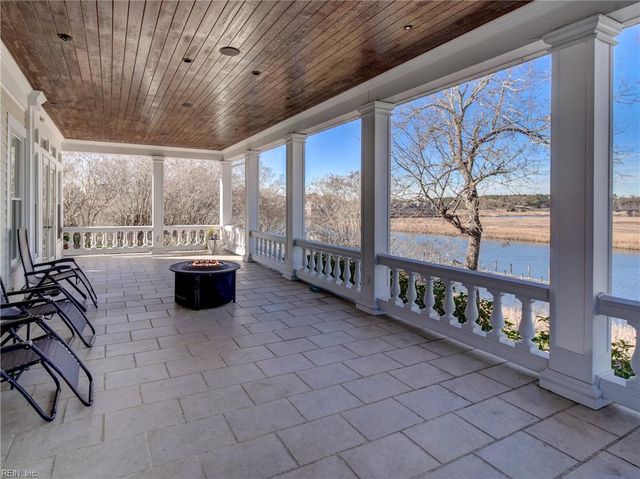 345 S Church ST, Smithfield, VA 23430