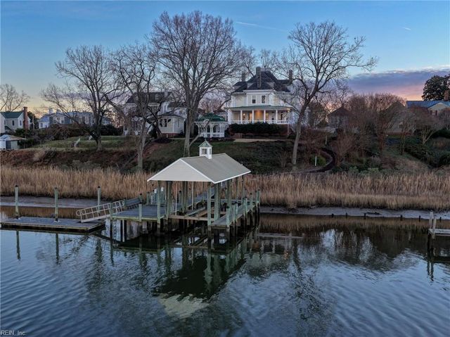 345 S Church ST, Smithfield, VA 23430