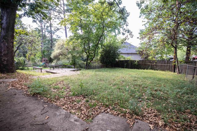 4 Tomahawk Road, Little Rock, AR 72205