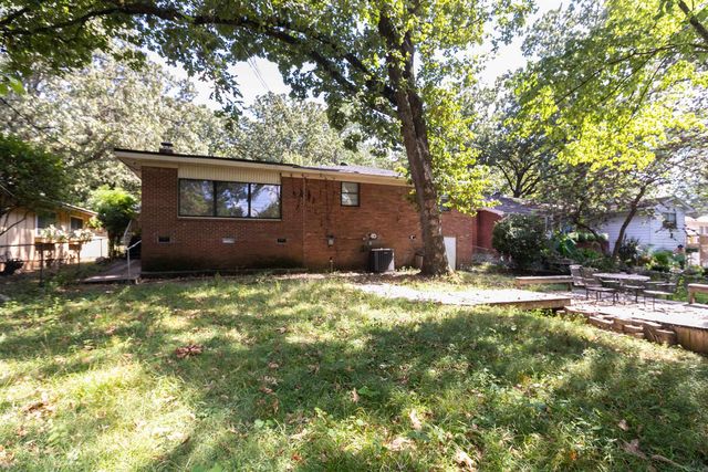 4 Tomahawk Road, Little Rock, AR 72205
