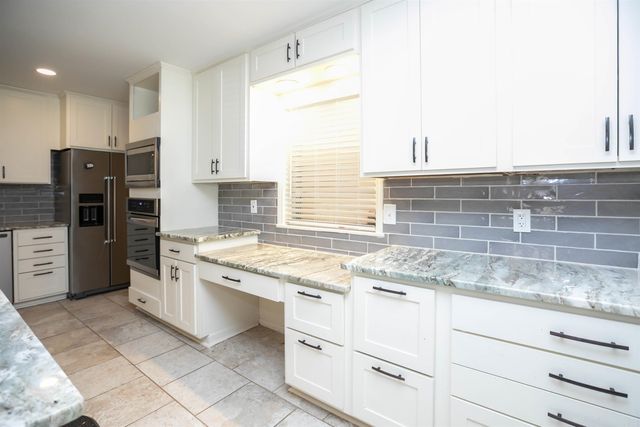 4 Tomahawk Road, Little Rock, AR 72205