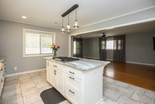 4 Tomahawk Road, Little Rock, AR 72205