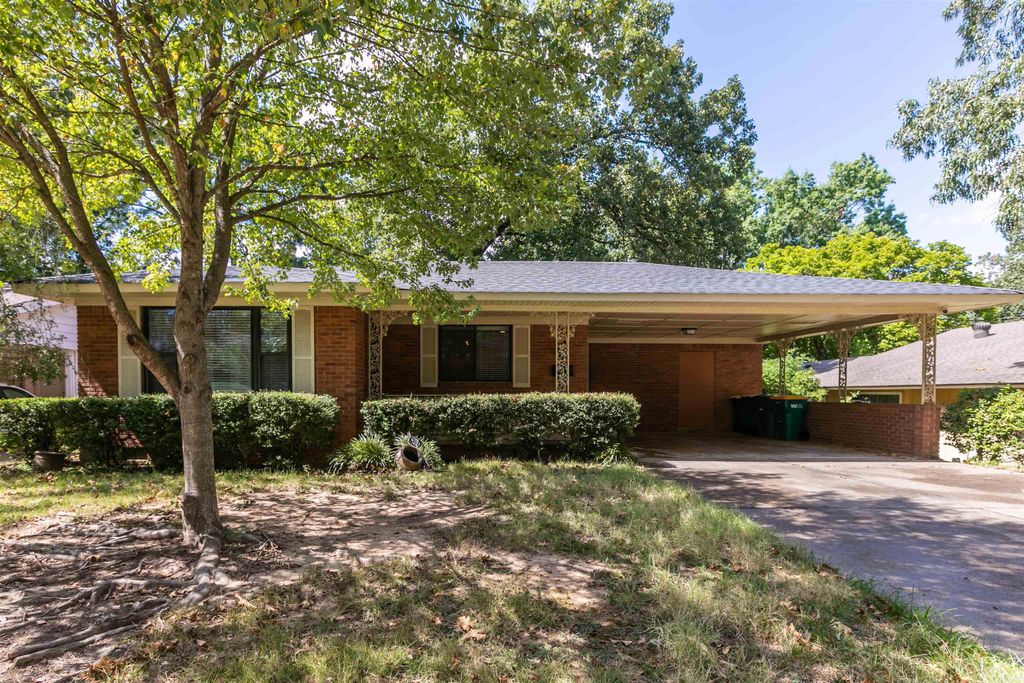 4 Tomahawk Road, Little Rock, AR 72205