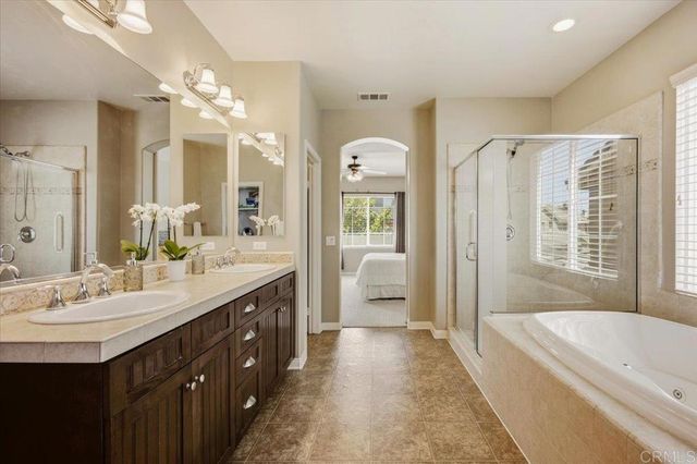 32293 Copper Crest Lane, Temecula, CA 92592