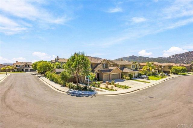 32293 Copper Crest Lane, Temecula, CA 92592