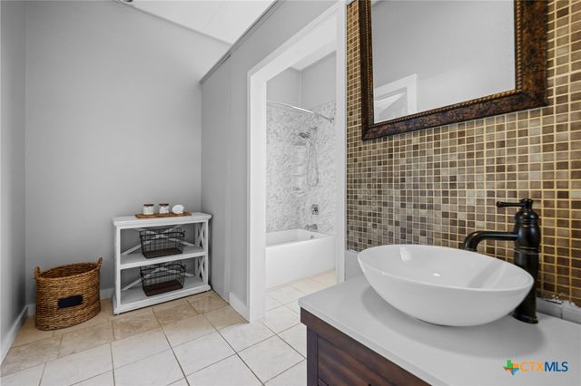 375 Branch Creek Trail, Liberty Hill, TX 78642