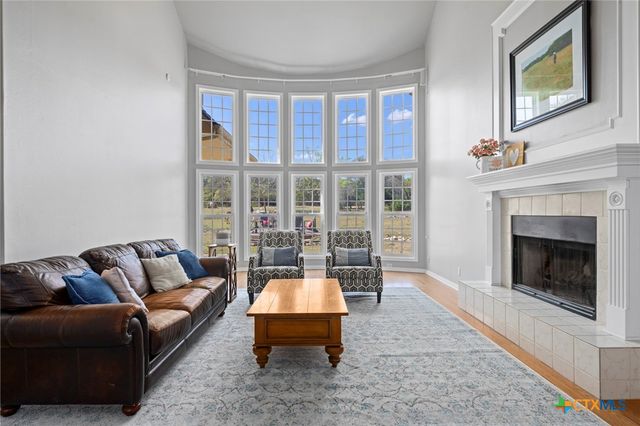 375 Branch Creek Trail, Liberty Hill, TX 78642