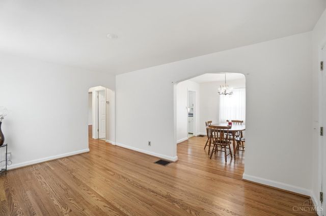 4515 Camberwell Road, Cincinnati, OH 45209