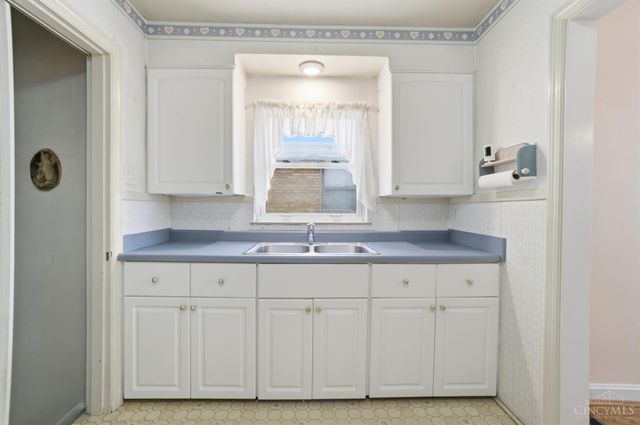 4515 Camberwell Road, Cincinnati, OH 45209