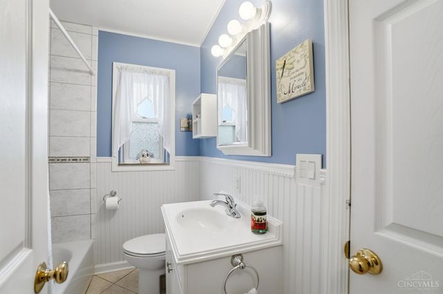 4515 Camberwell Road, Cincinnati, OH 45209