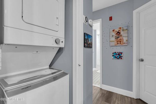 1 Thoroughbred Fare, Tinton Falls, NJ 07753