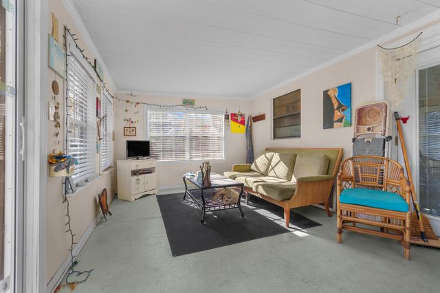 1400 NE 24th Street, Pompano Beach, FL 33064