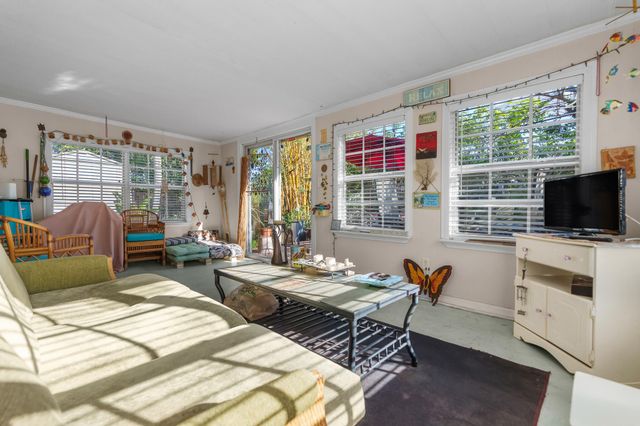 1400 NE 24th Street, Pompano Beach, FL 33064