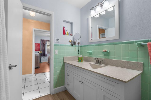 1400 NE 24th Street, Pompano Beach, FL 33064