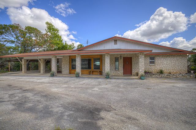 447 MADRONA DR DR, New Braunfels, TX 78132
