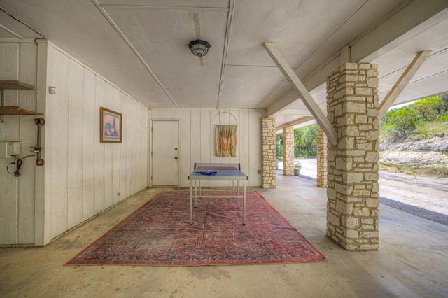 447 MADRONA DR DR, New Braunfels, TX 78132