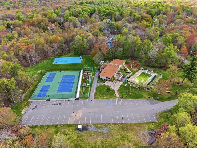 9302 Fairmount Way, Coolbaugh Twp, PA 18466