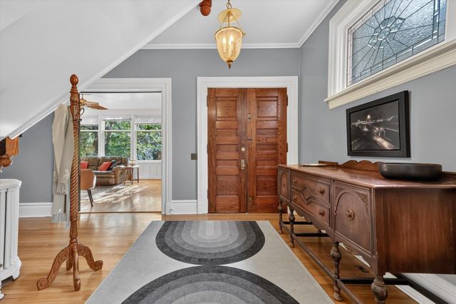 22 Prospect Avenue Se, City Of Grand Rapids, MI 49503