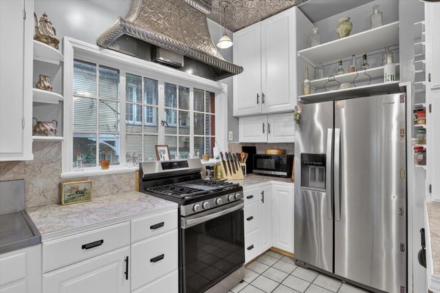22 Prospect Avenue Se, City Of Grand Rapids, MI 49503