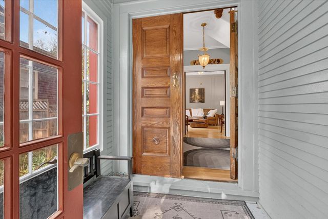 22 Prospect Avenue Se, City Of Grand Rapids, MI 49503