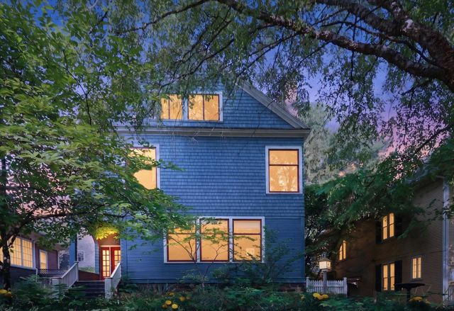 22 Prospect Avenue Se, City Of Grand Rapids, MI 49503