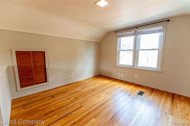 1917 E Hudson Avenue, Royal Oak, MI 48067
