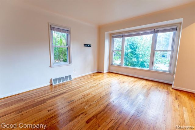 1917 E Hudson Avenue, Royal Oak, MI 48067