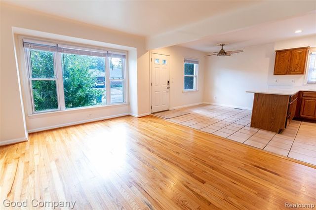 1917 E Hudson Avenue, Royal Oak, MI 48067