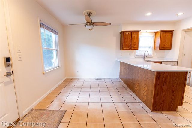 1917 E Hudson Avenue, Royal Oak, MI 48067