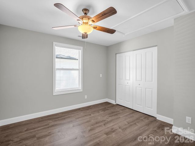 92 Lakeside Drive, Asheville, NC 28806