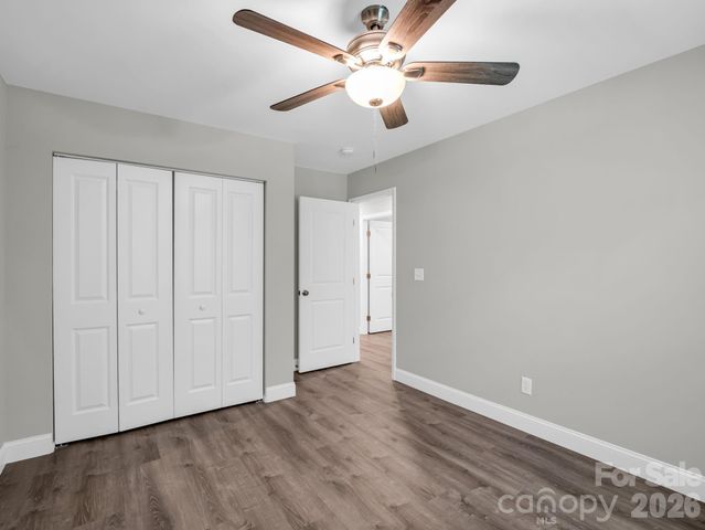 92 Lakeside Drive, Asheville, NC 28806