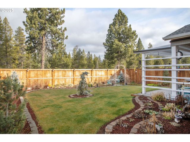 16610 PINE CREEK Dr, La Pine, OR 97739