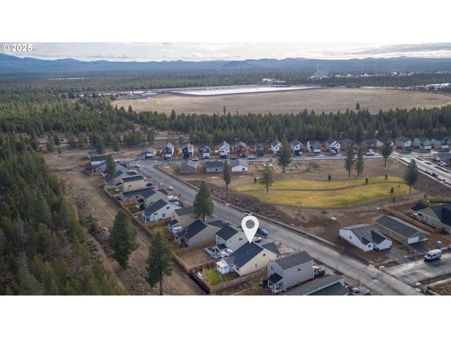 16610 PINE CREEK Dr, La Pine, OR 97739